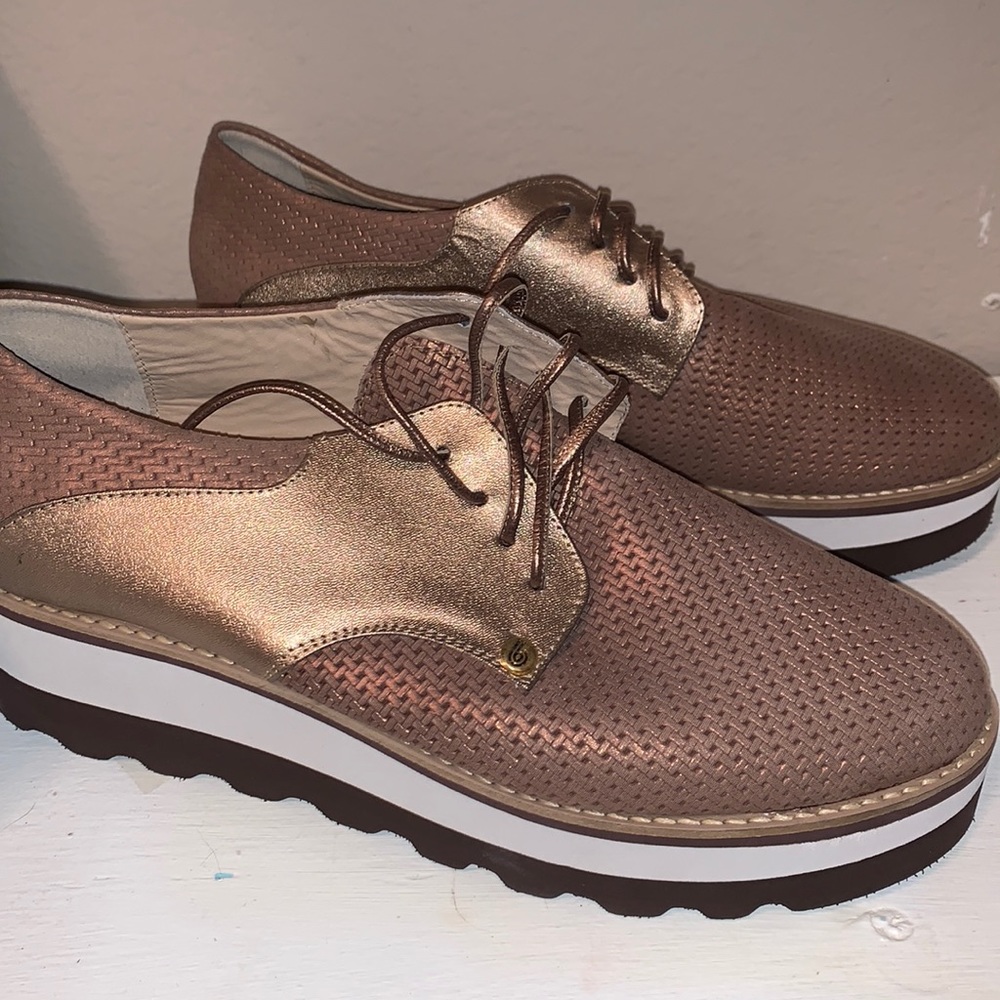 handmade Bon bonite shoes